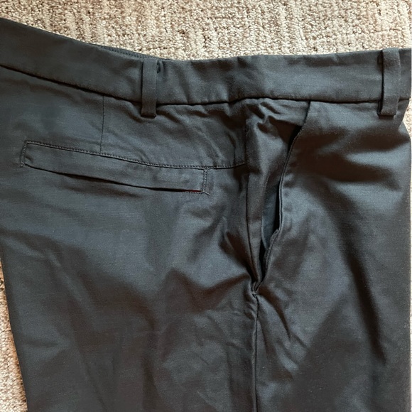 Men’s lululemon pants. - Picture 2 of 6